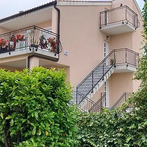 Tomislav Apartment