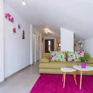 Apartmán Deni, Krk Town